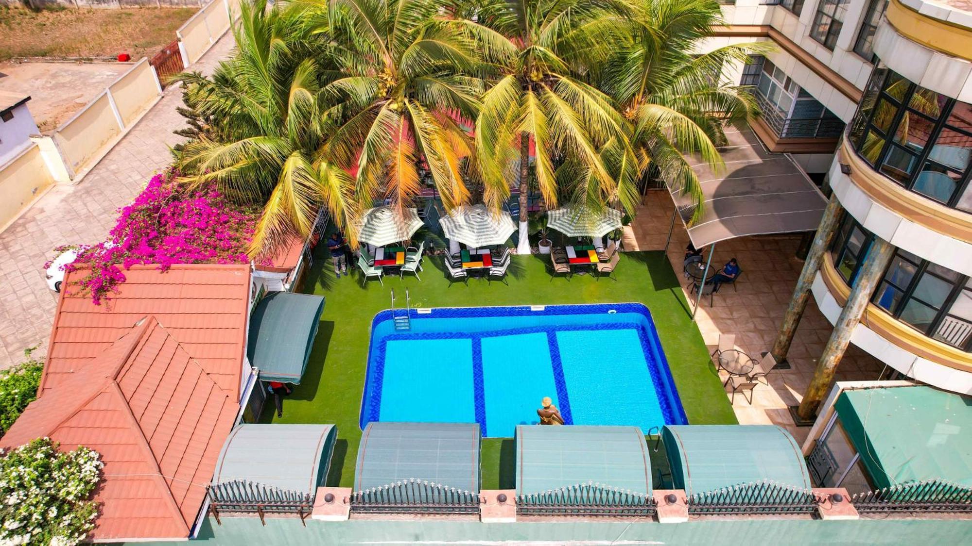Charleston Hotel Accra Exterior photo
