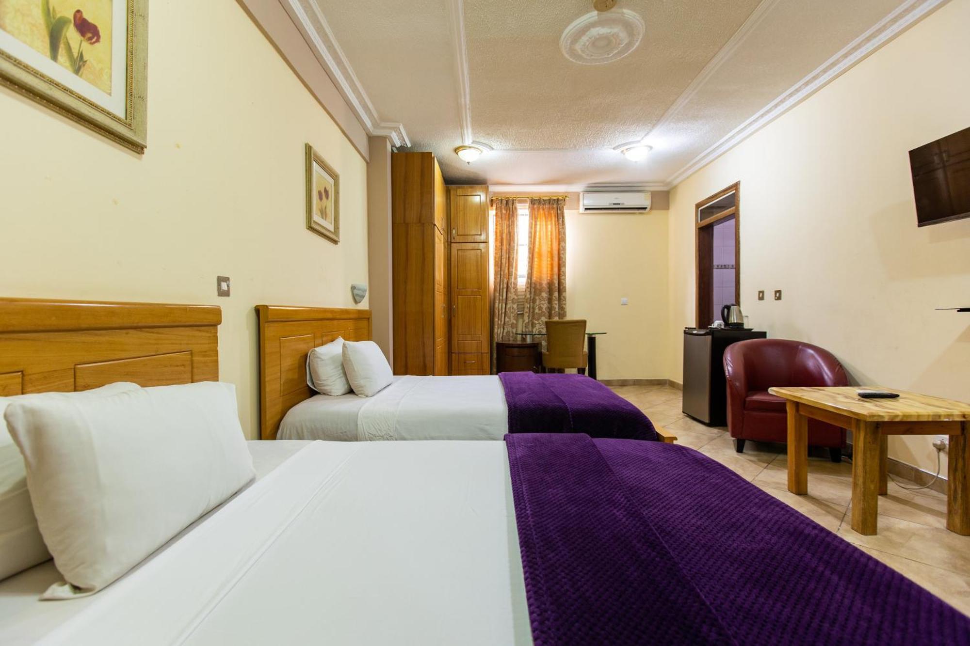 Charleston Hotel Accra Room photo